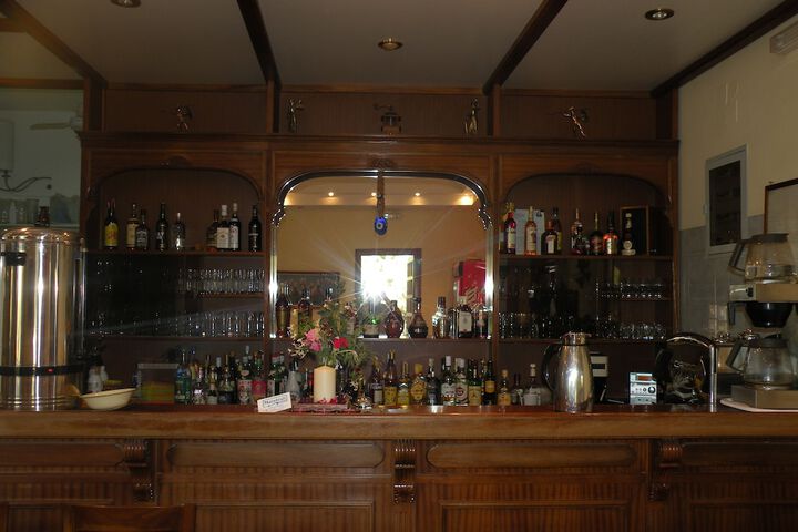 Lounge 40 of 72