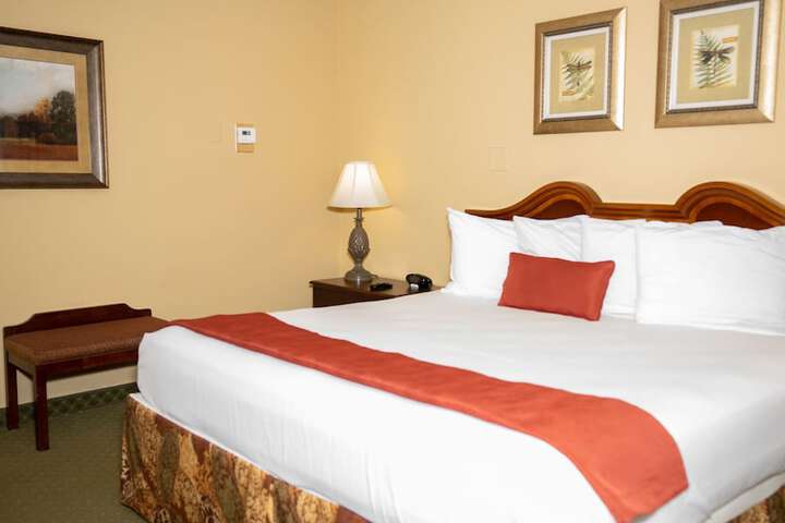 Room 10 of 36