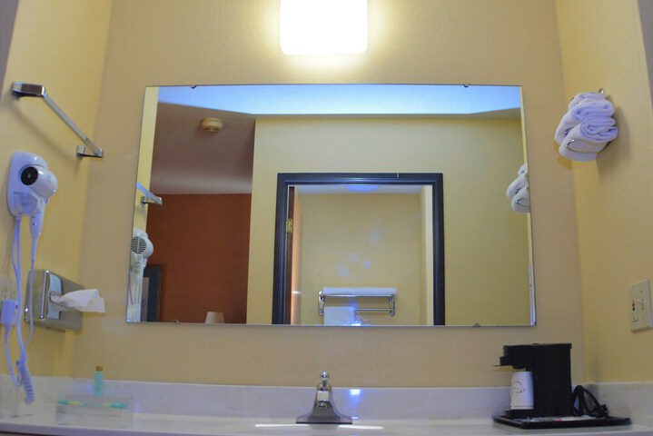 Room 44 of 56