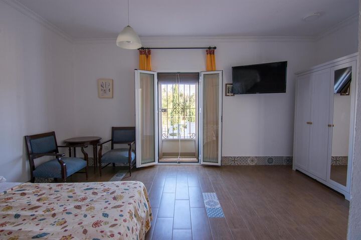 Room 9 of 56