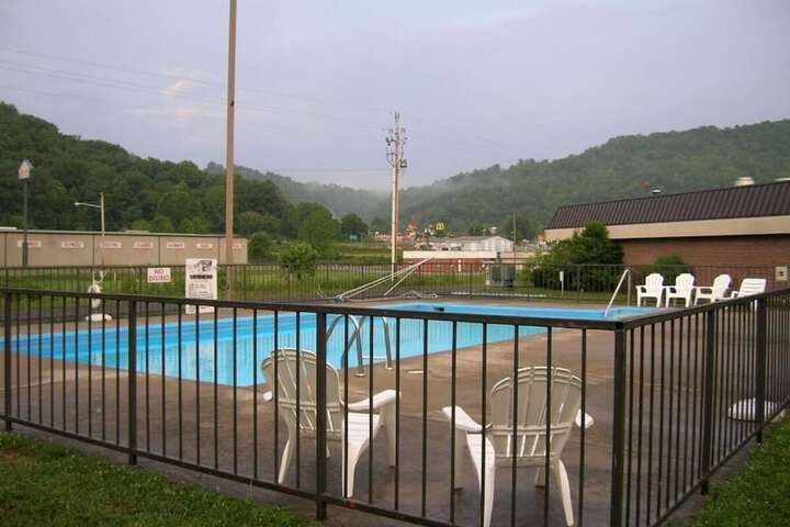 Property Grounds 7 of 8