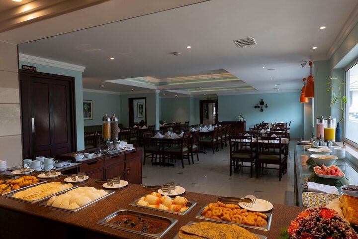 Dining Photos