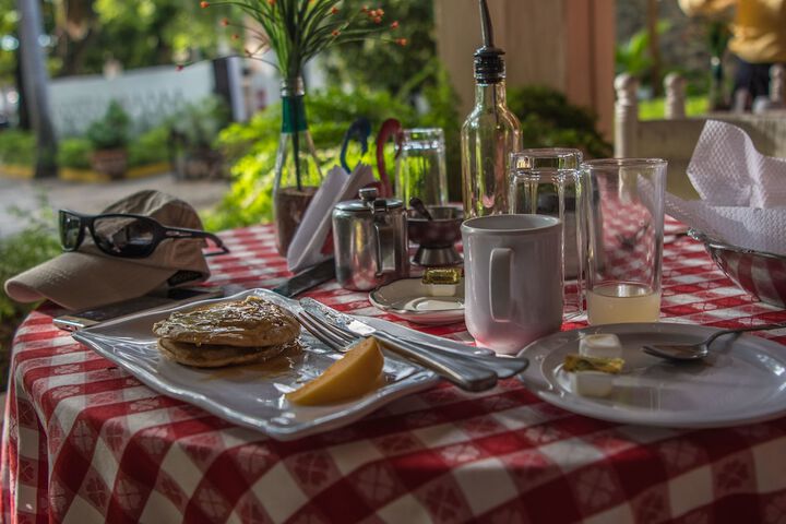 Breakfast/Coffee Service 18 of 38