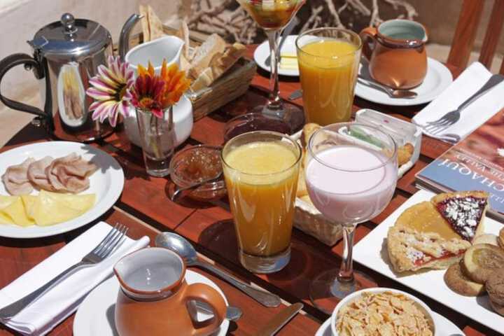 Breakfast/Coffee Service 53 of 75