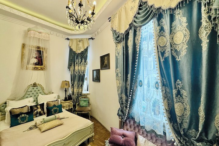 Room 22 of 52