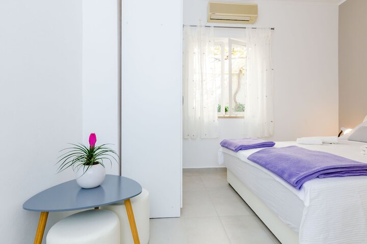 Rooms Batina
