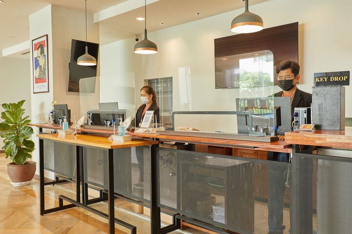 Hotel Interior 4 of 32
