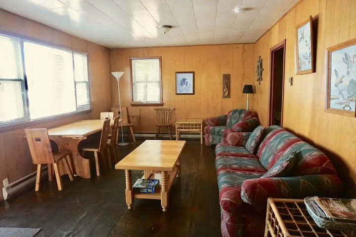 Room 4 of 14