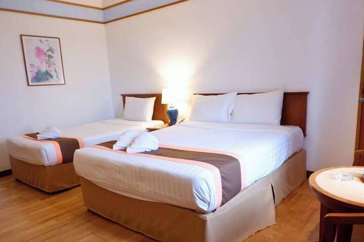 Room 7 of 95