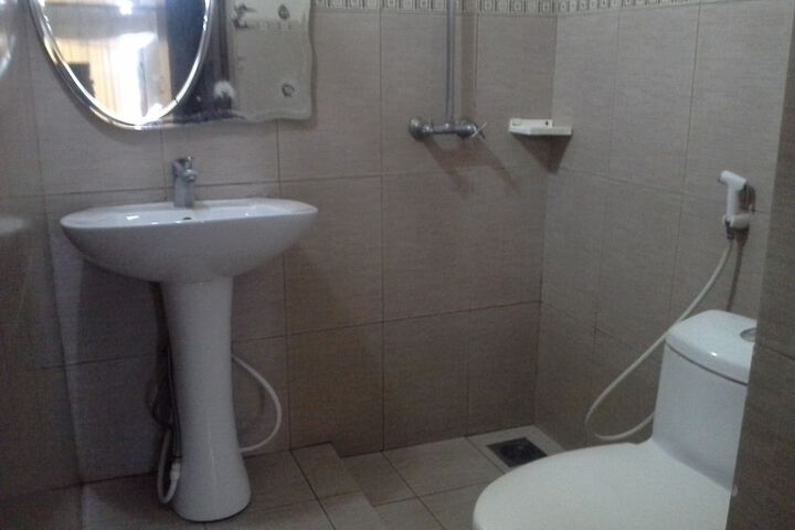 Room 16 of 24
