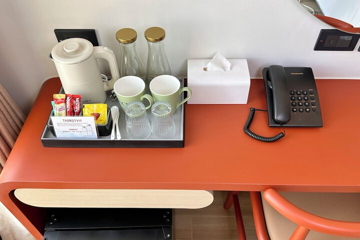 Breakfast/Coffee Service 36 of 79