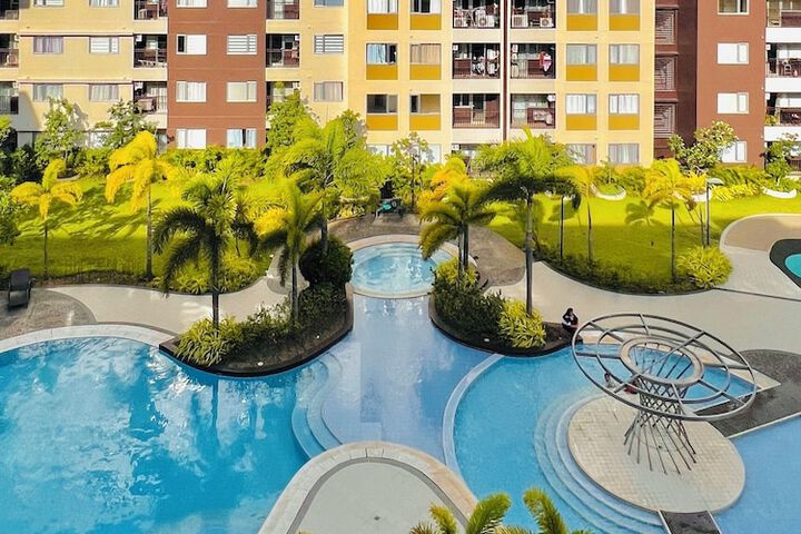 Pool 43 of 53