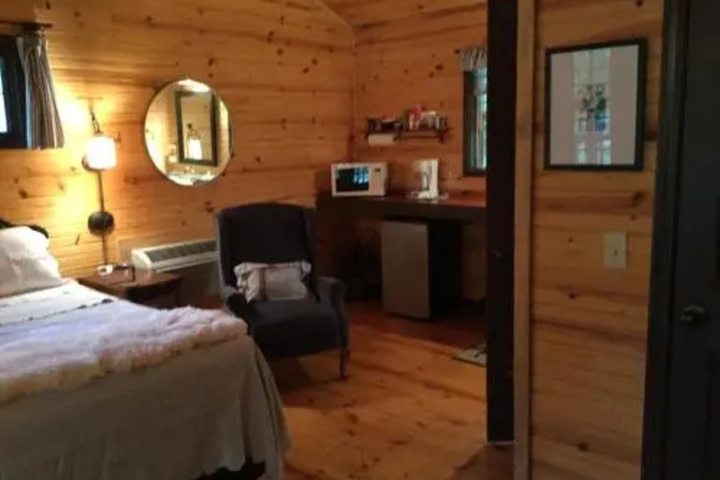 Room 3 of 13