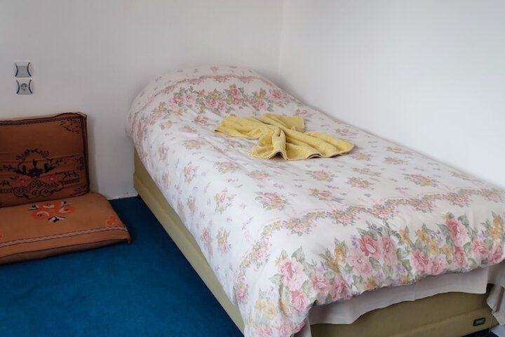 Room 13 of 175