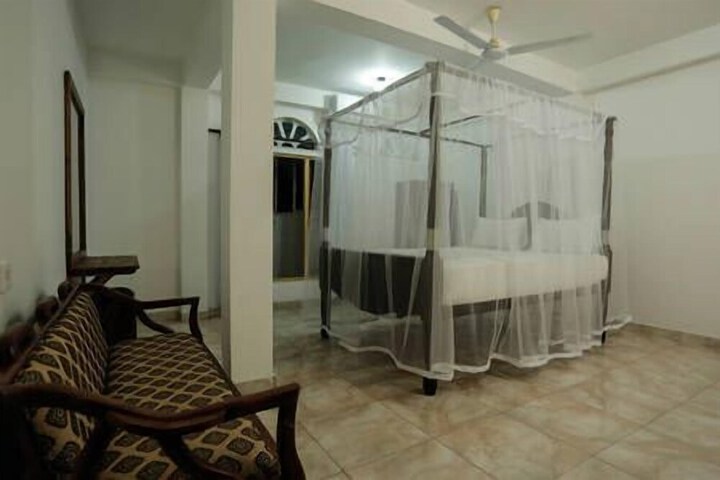Room 14 of 70