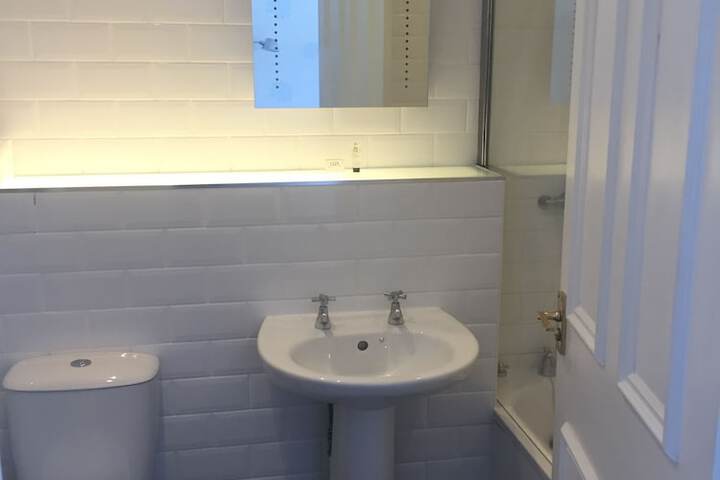 Room 20 of 44