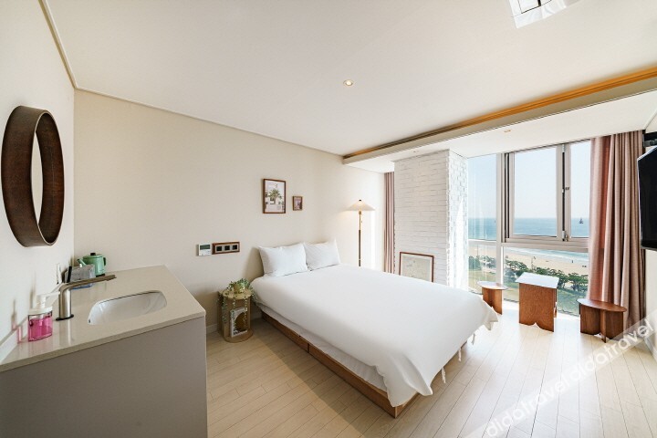 Grand Ocean