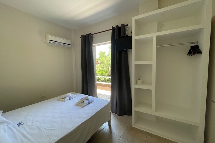 Room 53 of 121