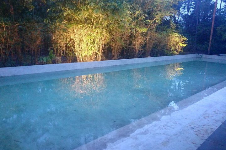 Pool 19 of 35