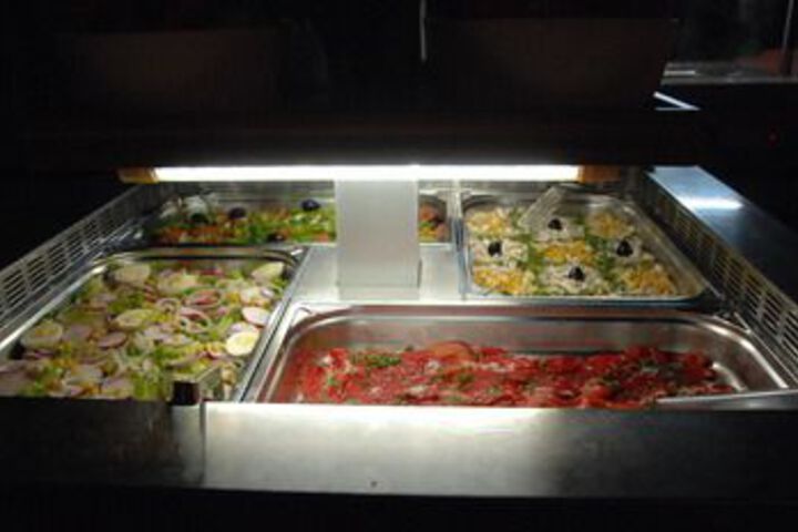 Dining 47 of 58