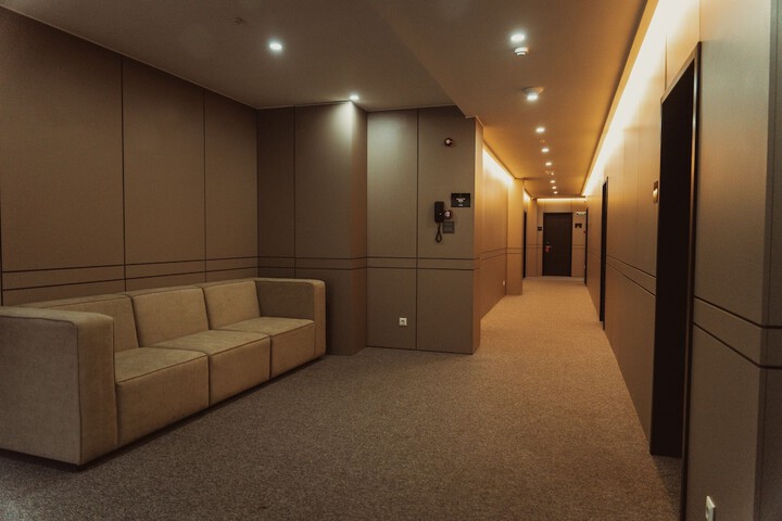 Room 23 of 35