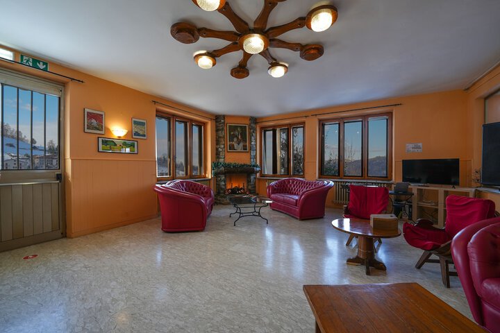 Room 22 of 50