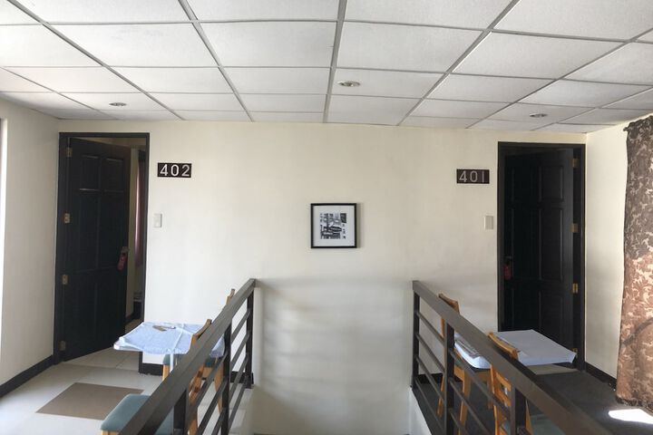 Room 21 of 36