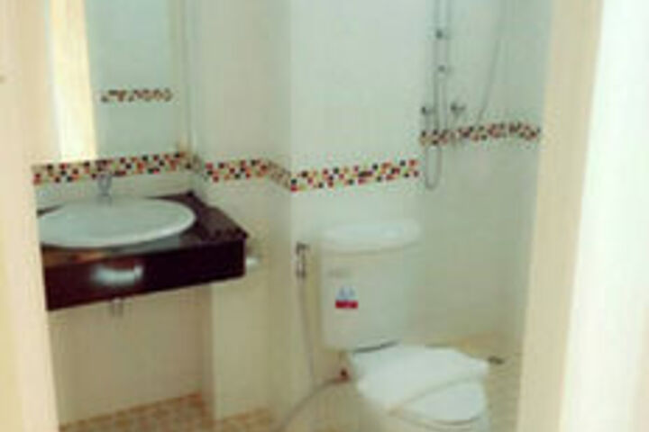 Room 2 of 15