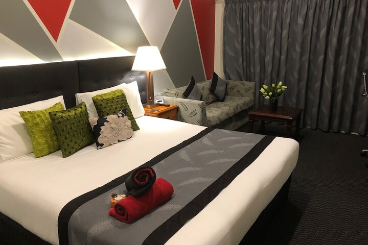 Room 16 of 56