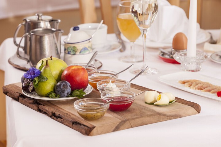 Breakfast/Coffee Service 89 of 117