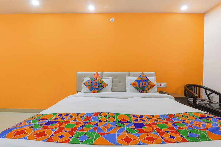 Room 18 of 26