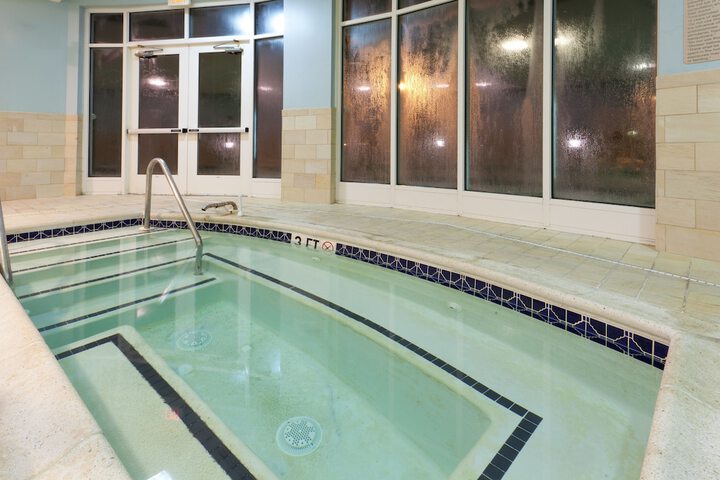 Pool 39 of 94