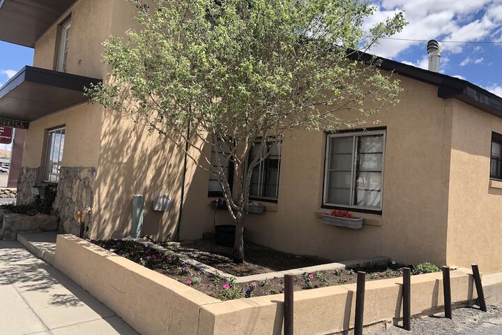 Hotel Exterior 15 of 24