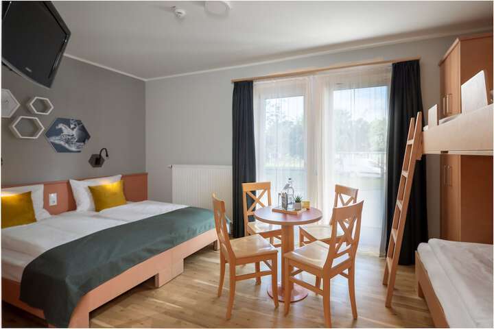 Room 9 of 54