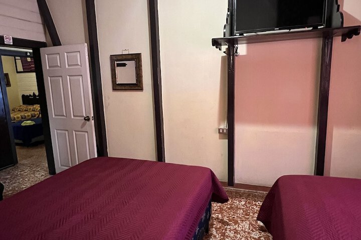 Room 11 of 71
