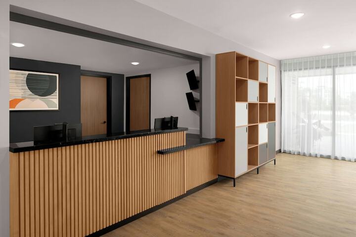 Hotel Interior 4 of 19