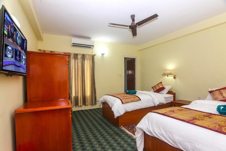 Room 18 of 43