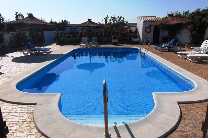 Pool 13 of 18