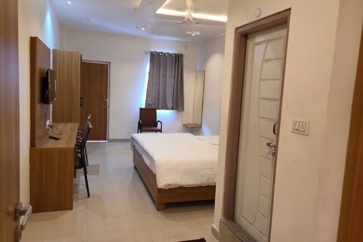Room 22 of 45