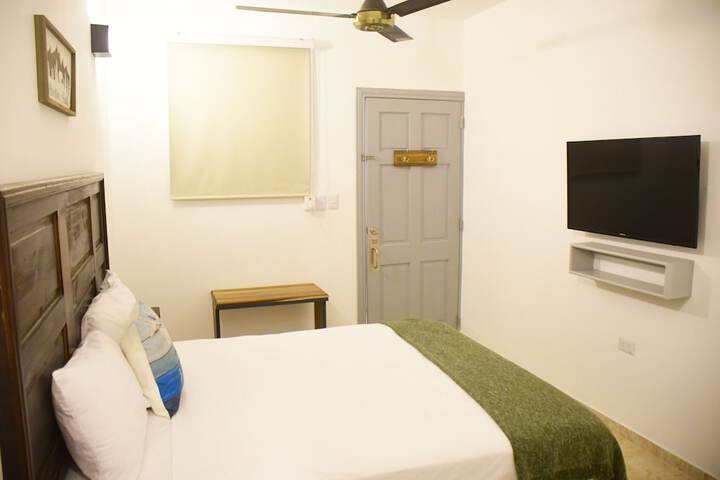Room 34 of 72
