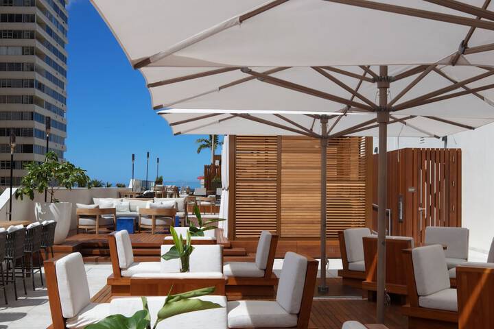 Executive lounge
