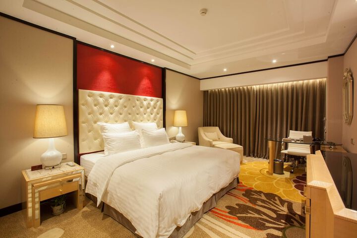 Room 11 of 57