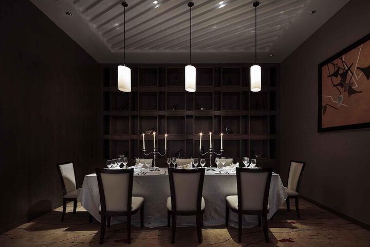 Dining 66 of 88