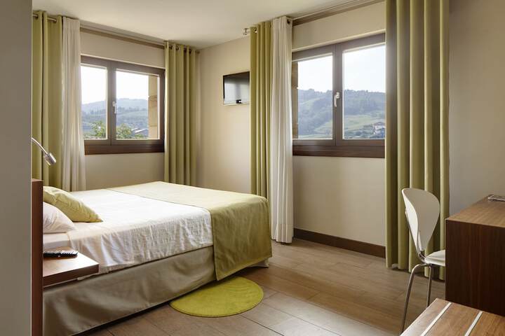Room 5 of 36