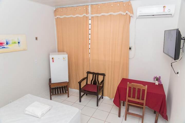 Room 6 of 34