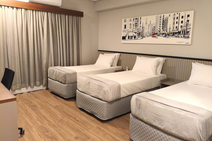 Room 16 of 37