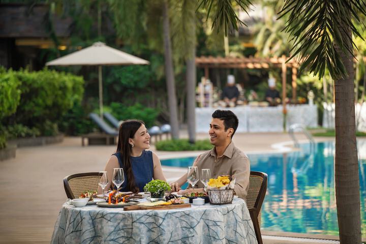Pools & Facilities