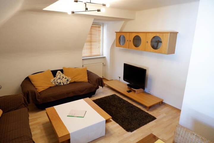 Room 25 of 49