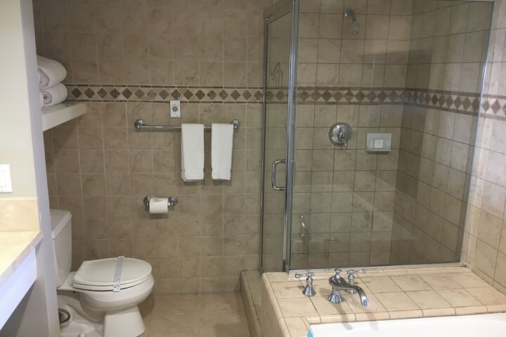 Room 21 of 37