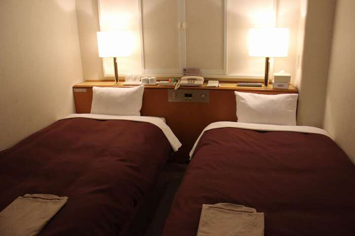 Room 16 of 56